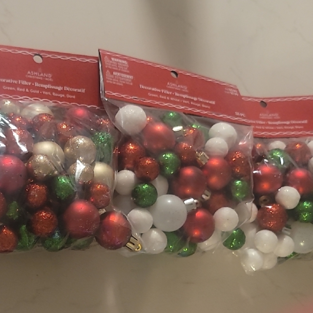 Festive Christmas Ornaments Filler Set